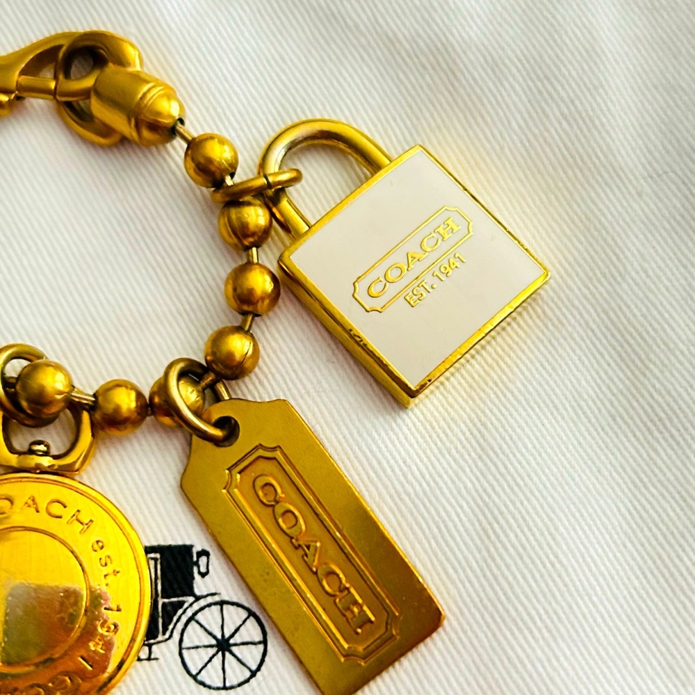 💰SOLD💰Vintage Coach 1941 Charm Bracelet - Picture 2 of 15